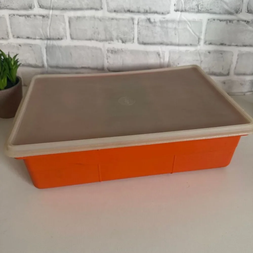 Vintage Tuppercraft 1970s/1980s Tupperware Stow-N-Go Hobby Box